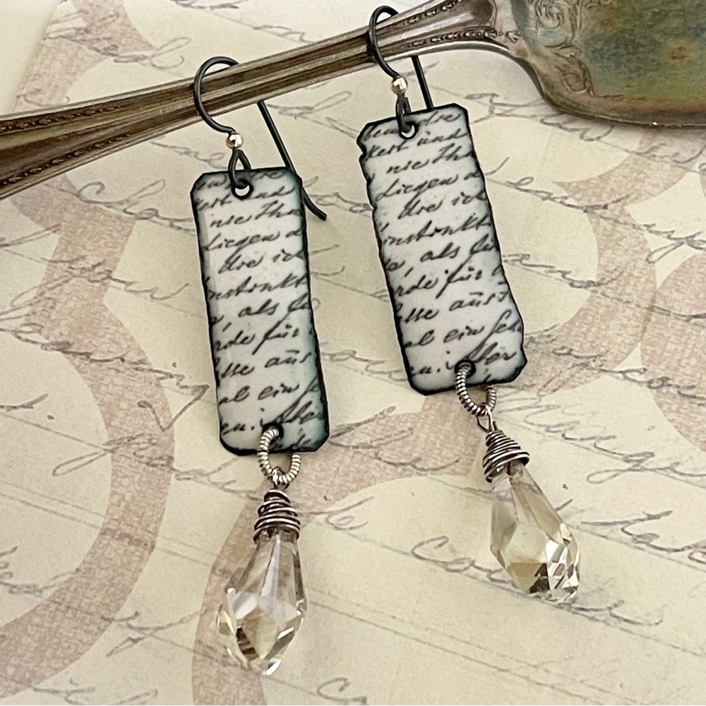 ARTISAN Earrings “Literary Chic” - Dangles - Picture 3 of 11
